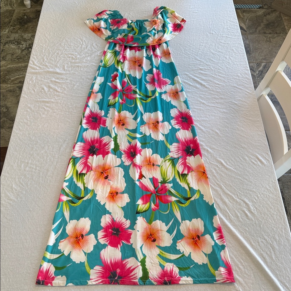 Suimiki Tropical Maxi Ruffle Off Shoulder Floral Dress vacation, resort. Medium